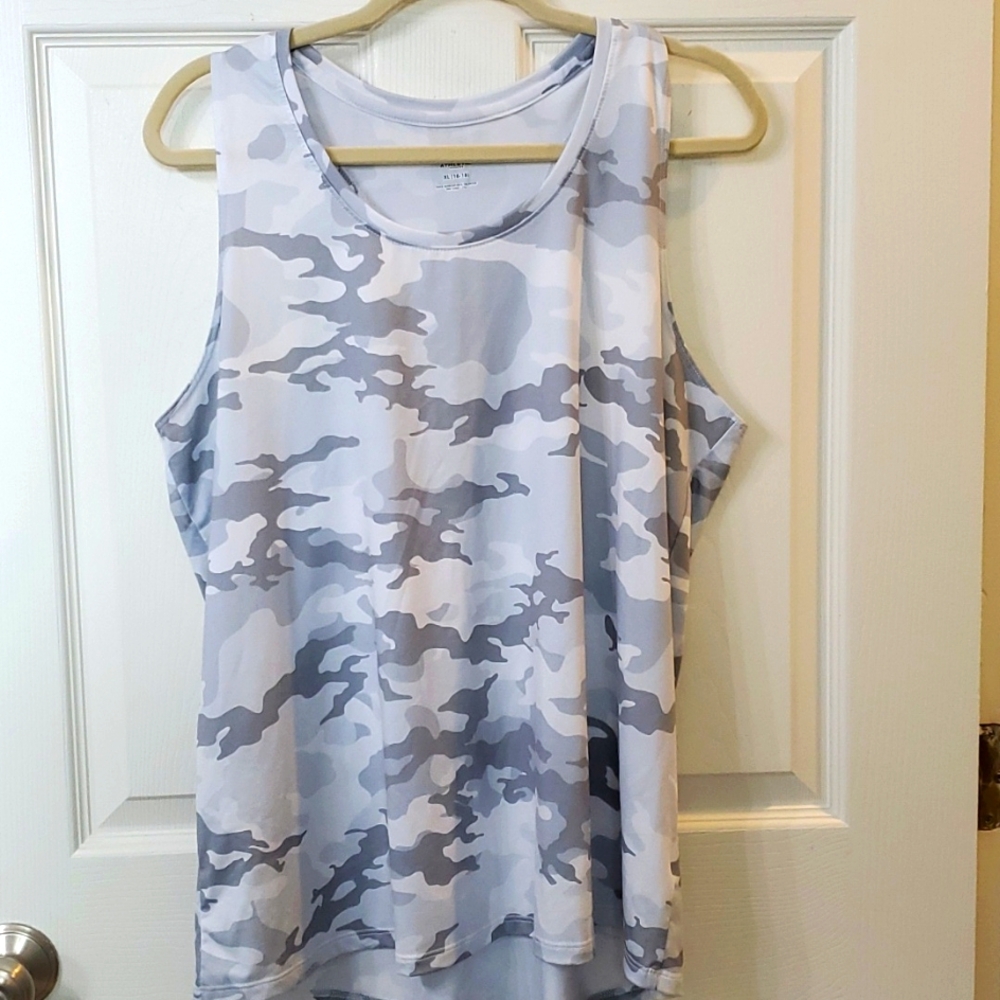 Athletic Works Sleeveless Racer back camo tank XL